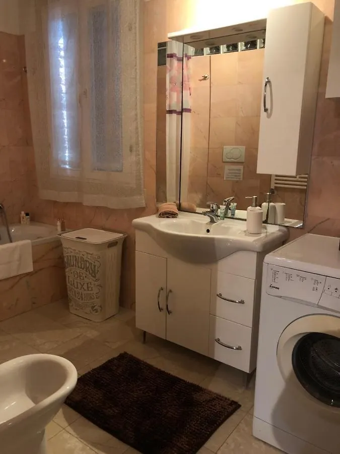 Salamon Guest House Venice 0*,